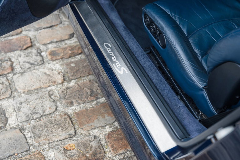 Porsche 993 Carrera 4S