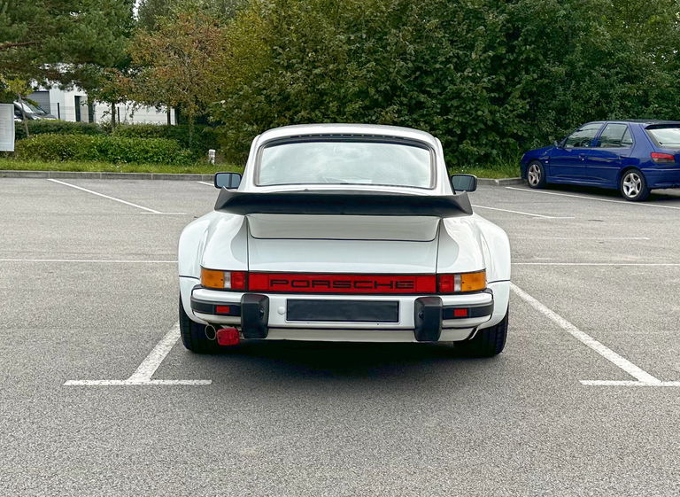 Porsche 911 Carrera 3.2 WTL
