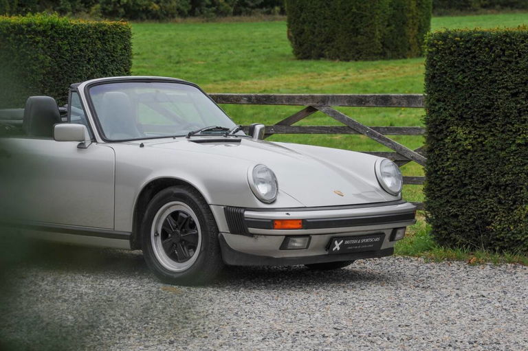 Porsche 911 Carrera 3.2 (US)