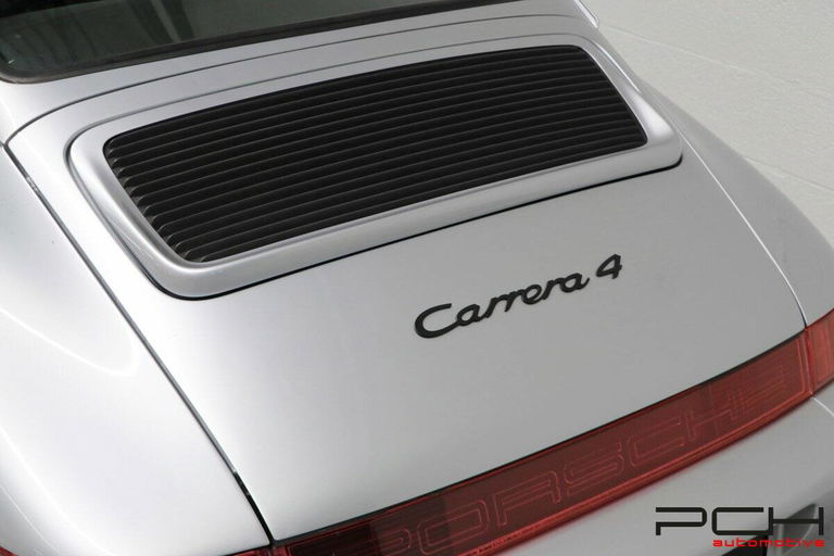 Porsche 964 Carrera 4