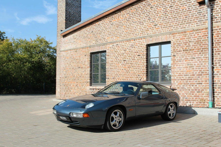Porsche 928 S4
