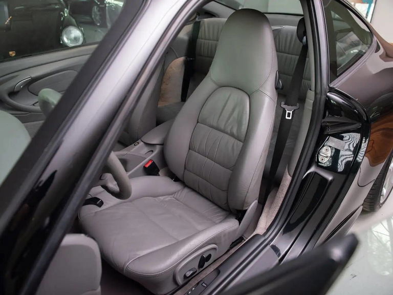 Porsche 996 Carrera 4S