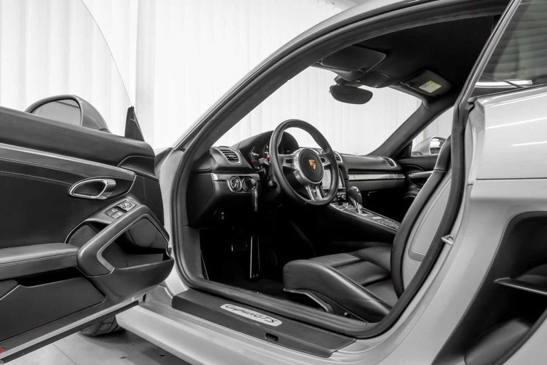 Porsche 981 Cayman GTS