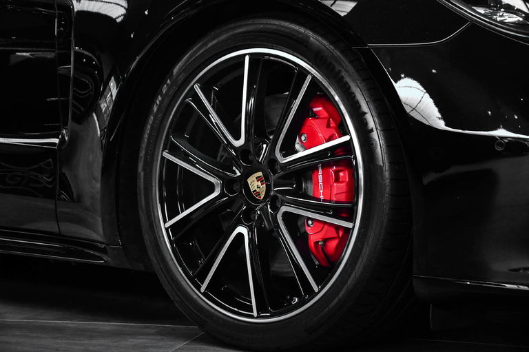 Porsche Panamera GTS