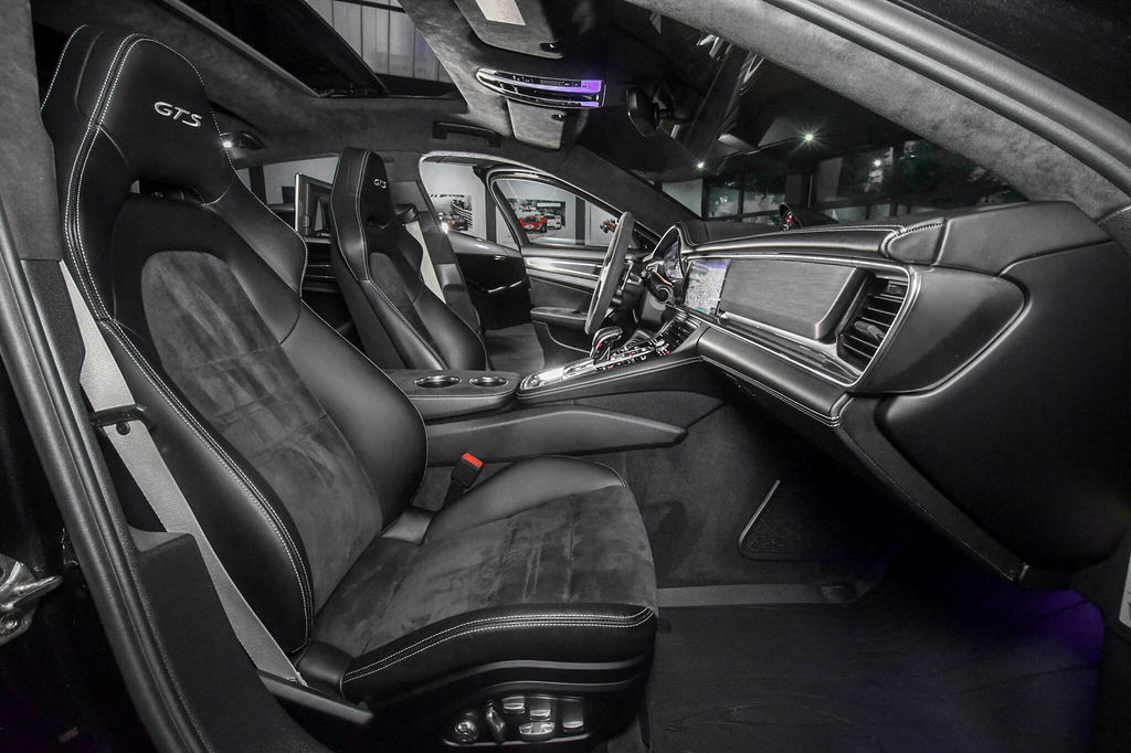 Porsche Panamera GTS