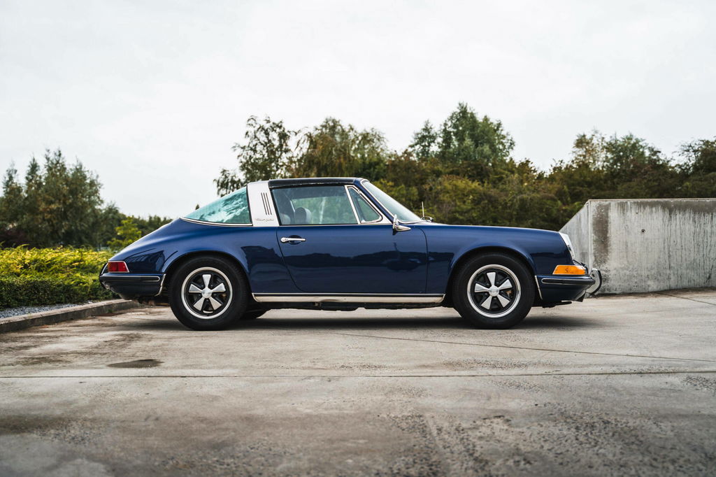 Porsche 911 T