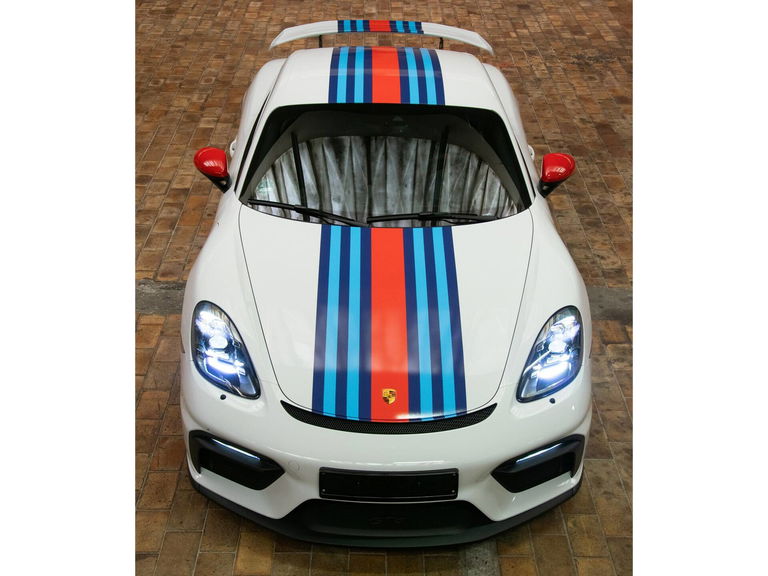 Porsche 718 Cayman GT4