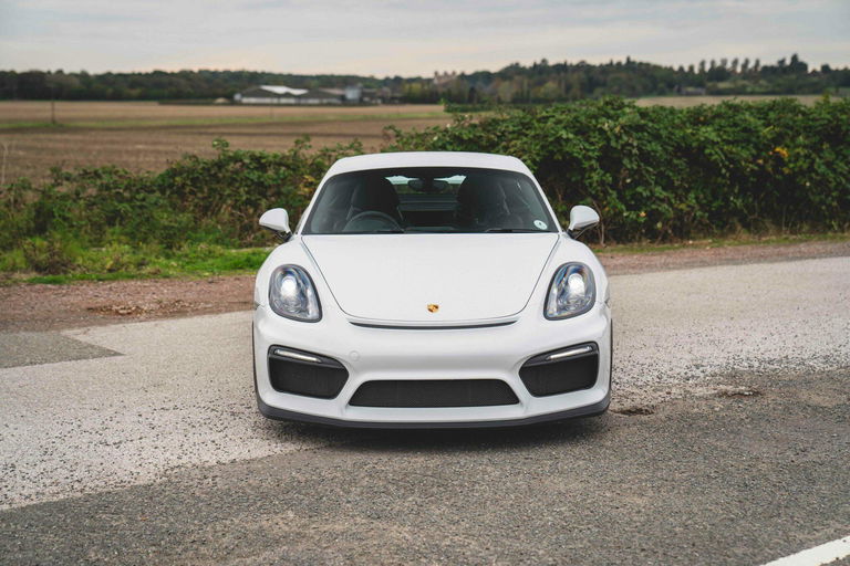 Porsche 981 Cayman GT4