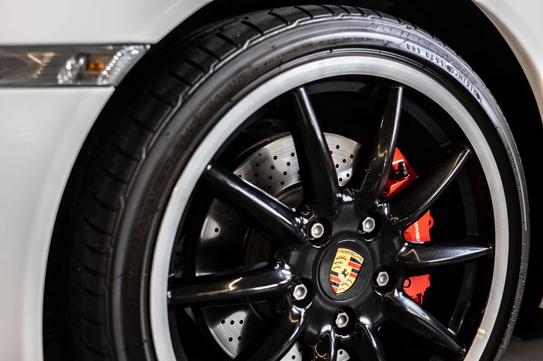 Porsche 997.2 Carrera GTS