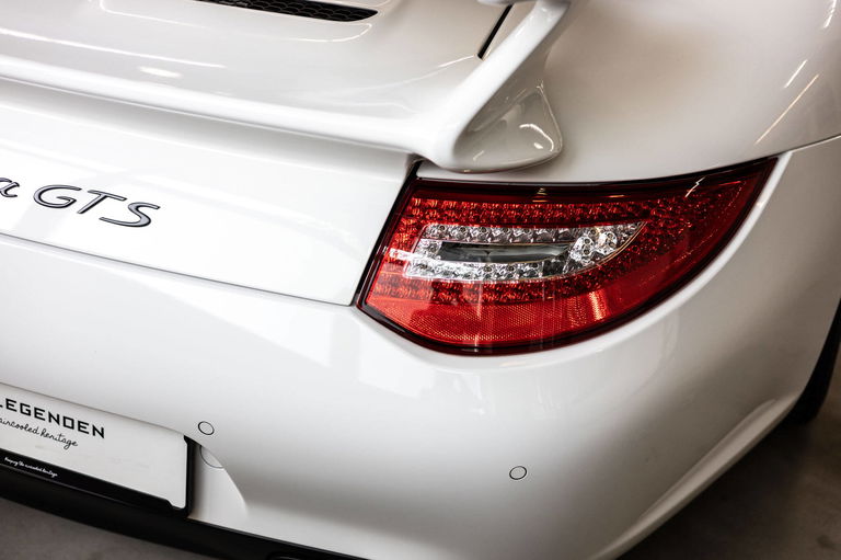 Porsche 997.2 Carrera GTS