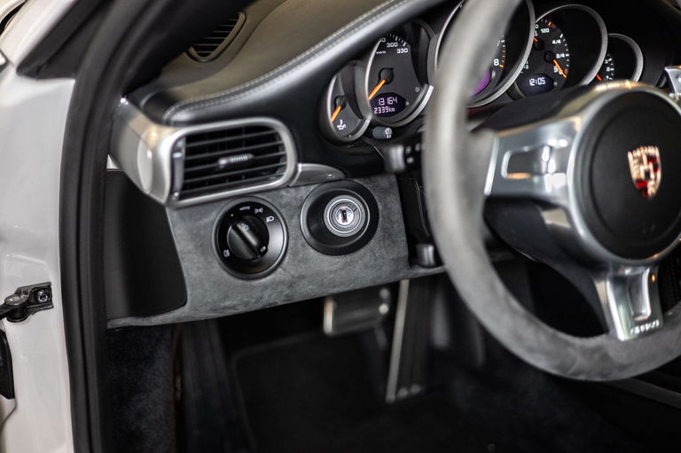 Porsche 997.2 Carrera GTS