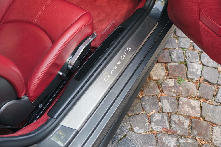 Porsche 997.2 Carrera GTS