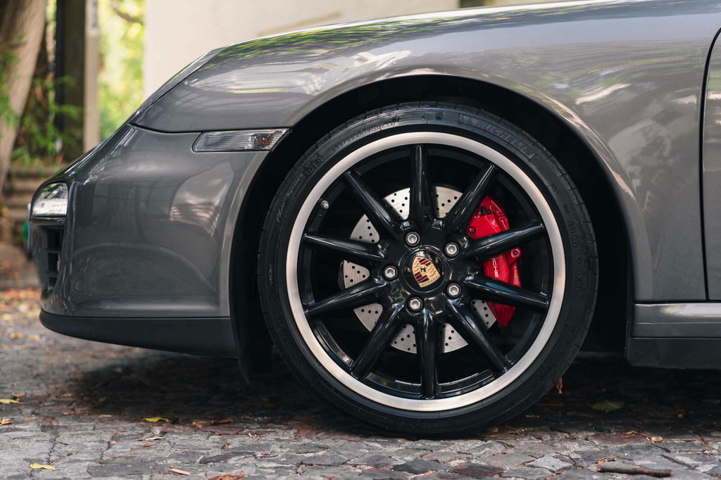 Porsche 997.2 Carrera GTS