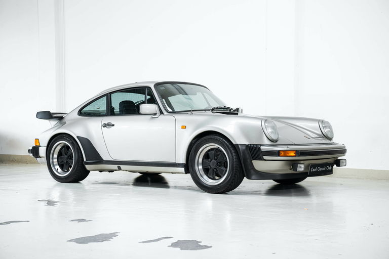 Porsche 911 Turbo 3.3