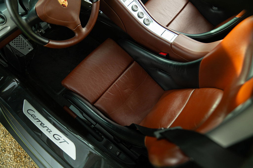 Porsche Carrera GT