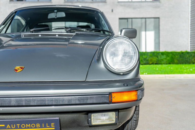 Porsche 911 Carrera 3.2
