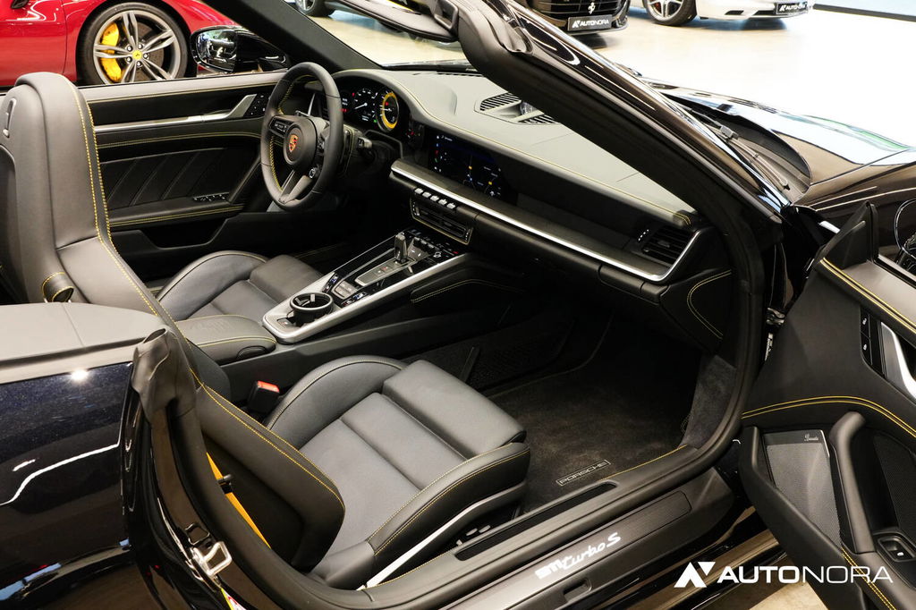 Porsche 992 Turbo S