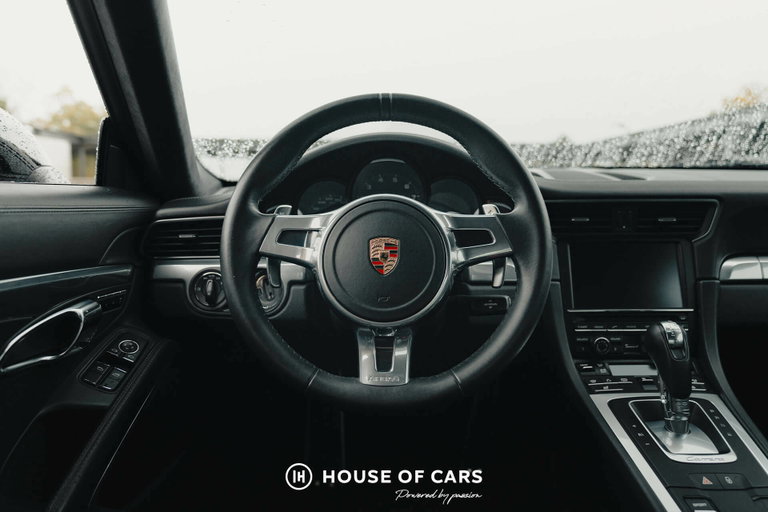 Porsche 991 Carrera