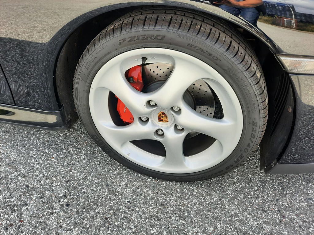 Porsche 996 Carrera 4S