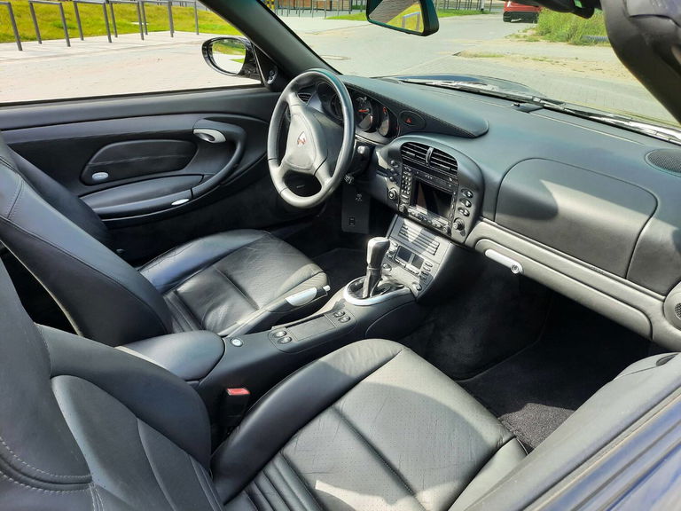 Porsche 996 Carrera 4S