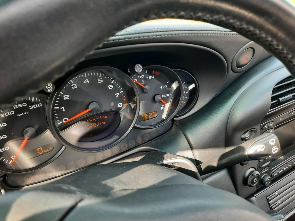 Porsche 996 Carrera 4S