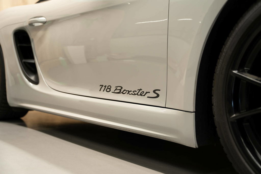 Porsche 718 Boxster S