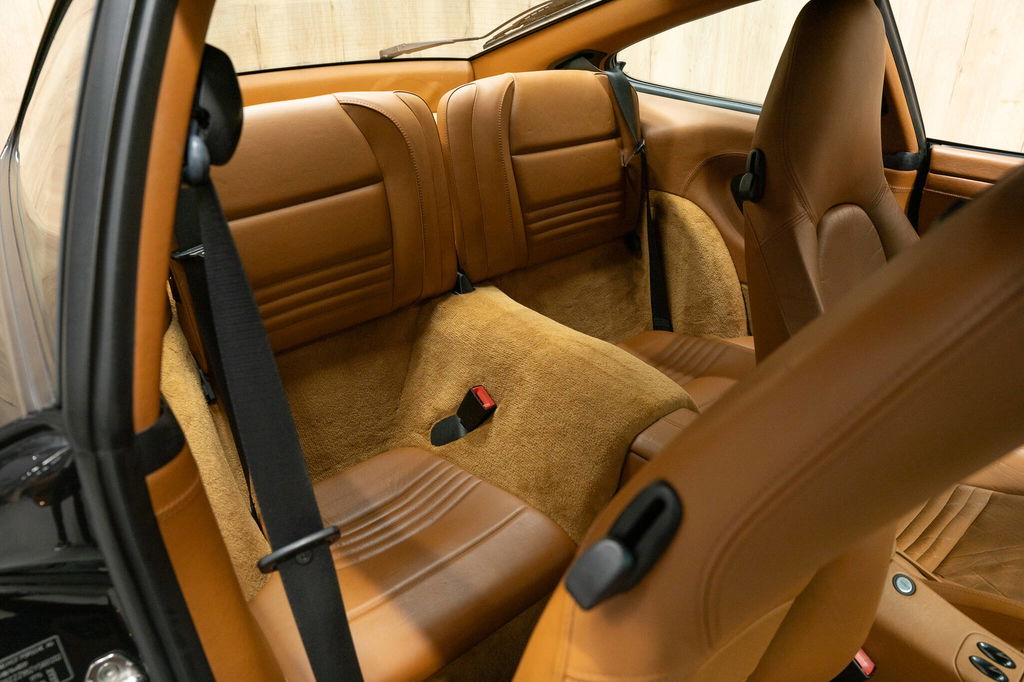 Porsche 996 Carrera 4 Millennium Edition