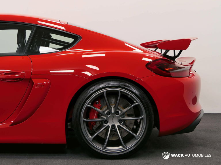 Porsche 981 Cayman GT4