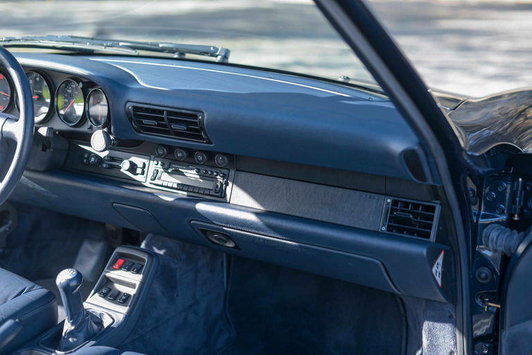 Porsche 993 Carrera 4S