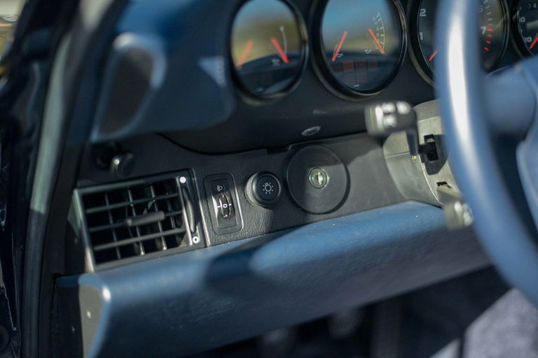 Porsche 993 Carrera 4S