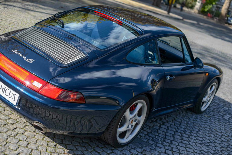 Porsche 993 Carrera 4S