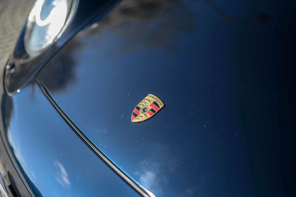 Porsche 993 Carrera 4S