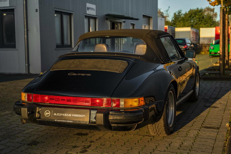 Porsche 911 Carrera 3.2