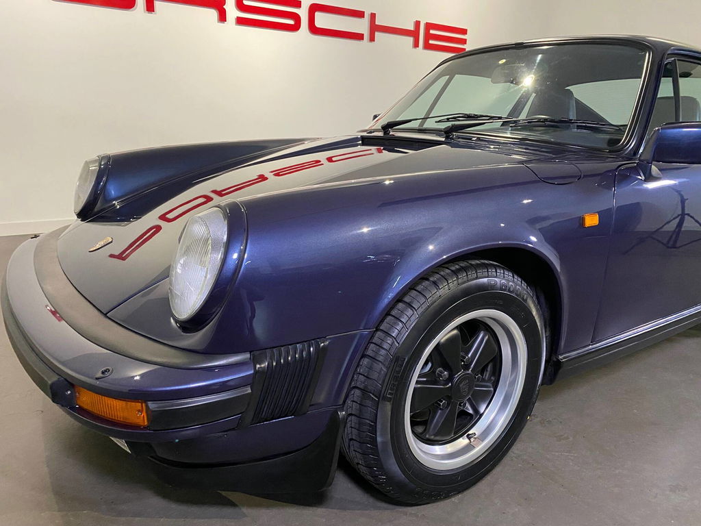 Porsche 911 Carrera 3.2