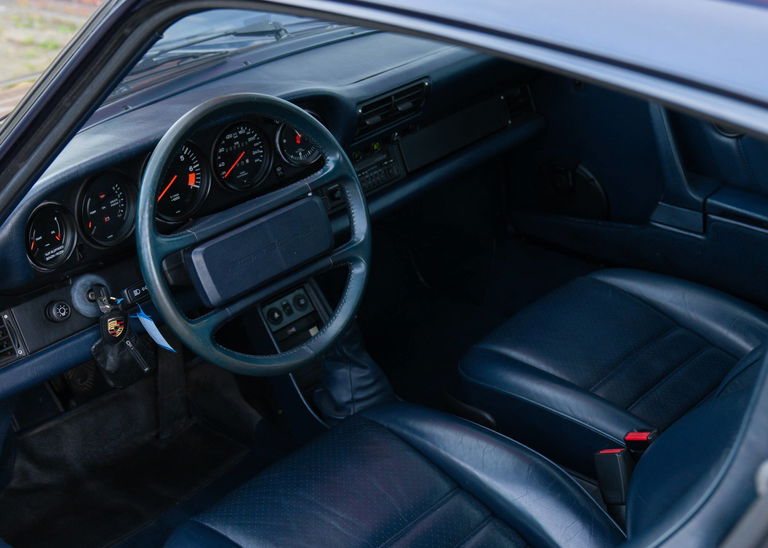 Porsche 911 Carrera 3.2