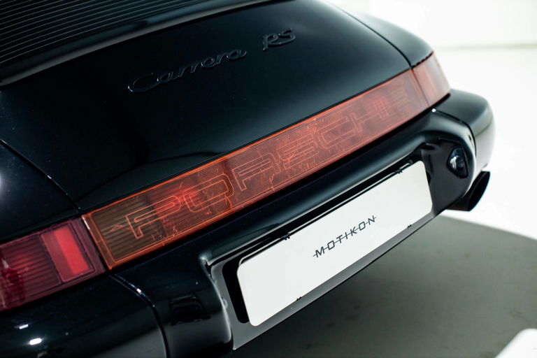 Porsche 964 Carrera RS