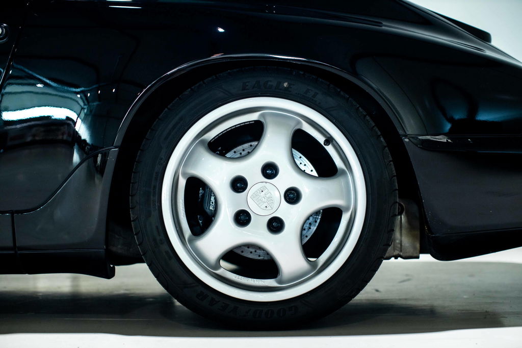 Porsche 964 Carrera RS