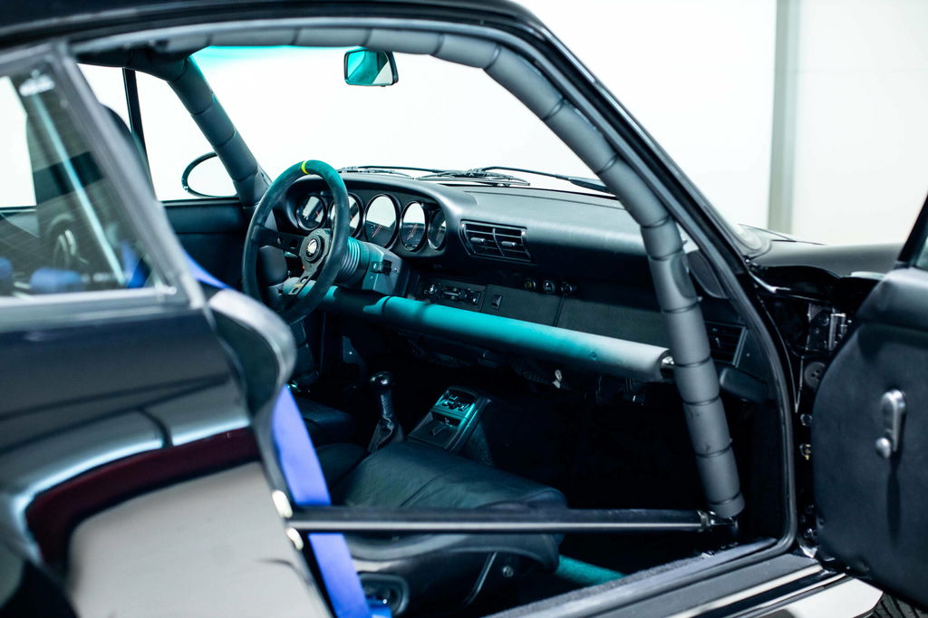 Porsche 964 Carrera RS