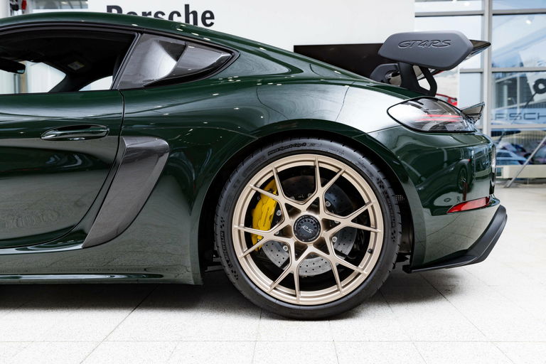 Porsche 718 Cayman GT4 RS