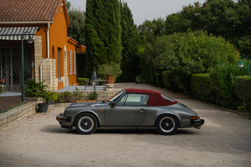 Porsche 911 Carrera 3.2