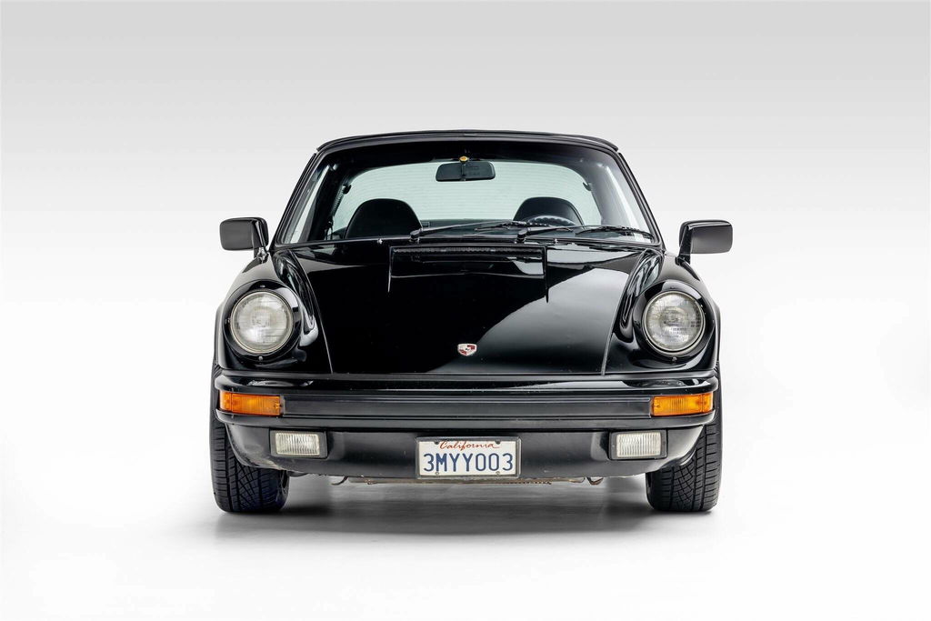 Porsche 911 Carrera 3.2 (US)