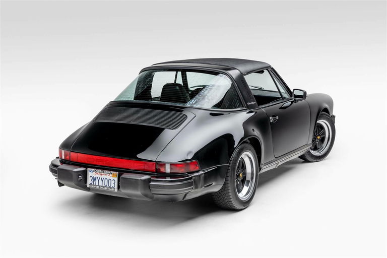 Porsche 911 Carrera 3.2 (US)