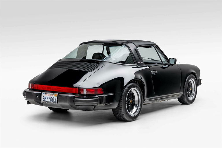Porsche 911 Carrera 3.2 (US)