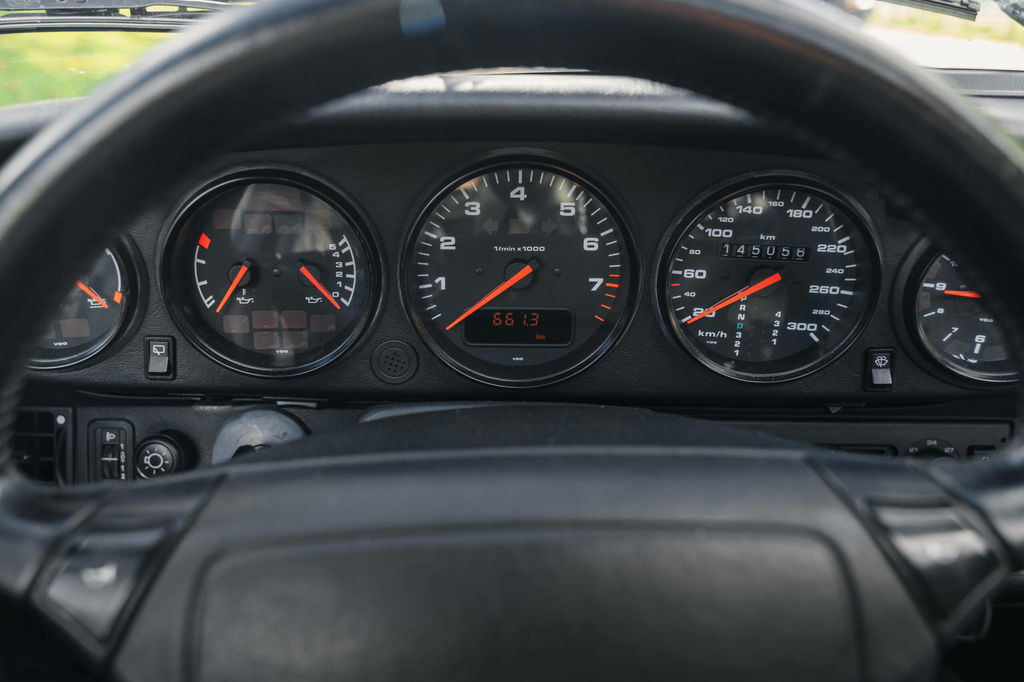 Porsche 964 Carrera 2