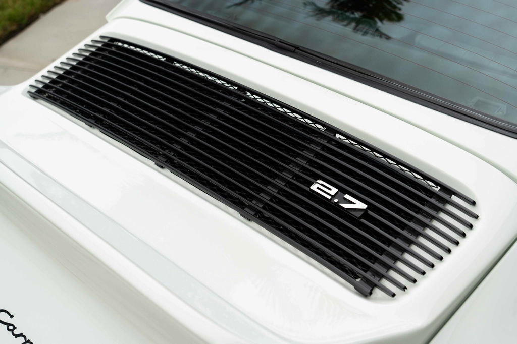 Porsche 911 Carrera (US)