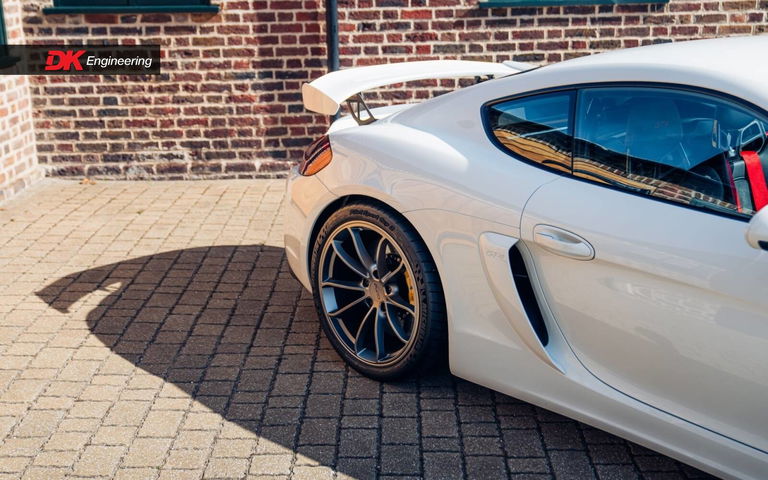 Porsche 981 Cayman GT4