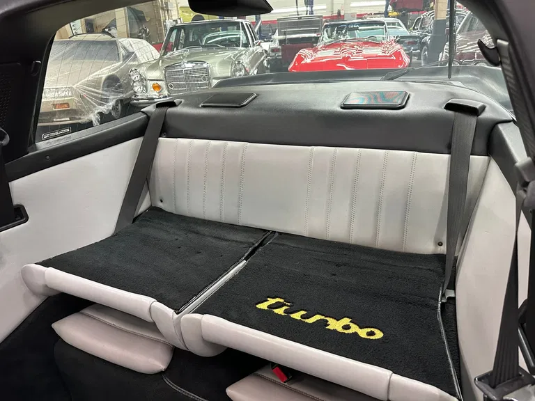 Porsche 911 Turbo Flachbau