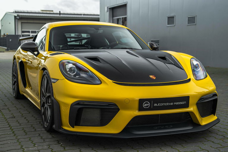 Porsche 718 Cayman GT4 RS