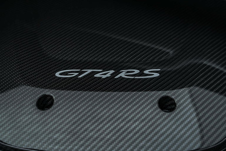 Porsche 718 Cayman GT4 RS