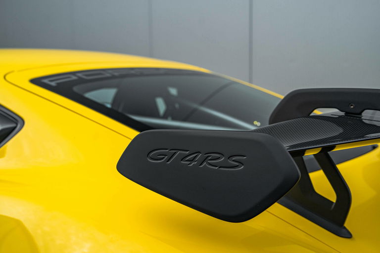 Porsche 718 Cayman GT4 RS